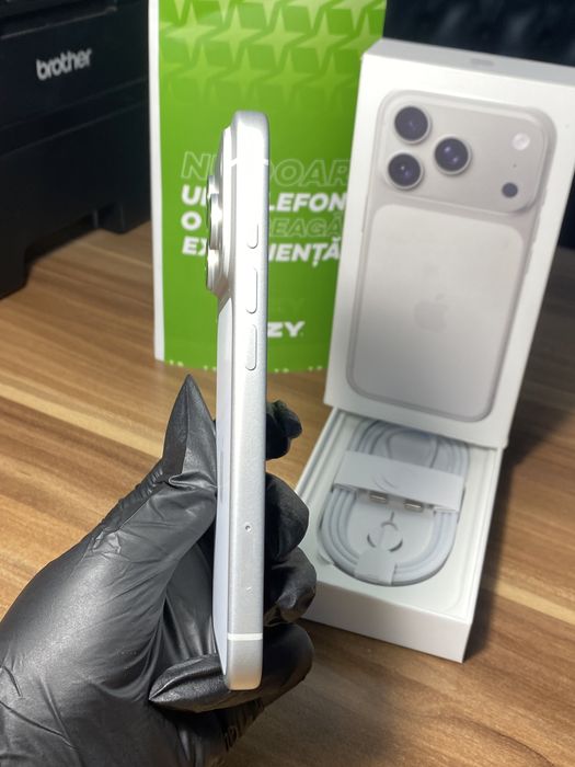 iPhone 17 Pro • 1 TB • Silver