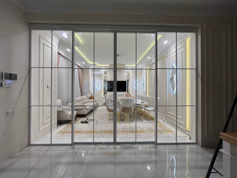 Лофт перегородки, двери и гардеробы / Душевые кабины