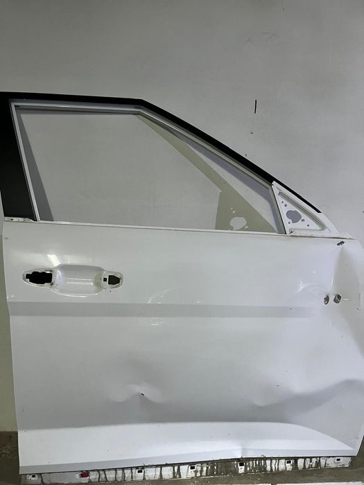 Продам дверь на Хюндай Крета