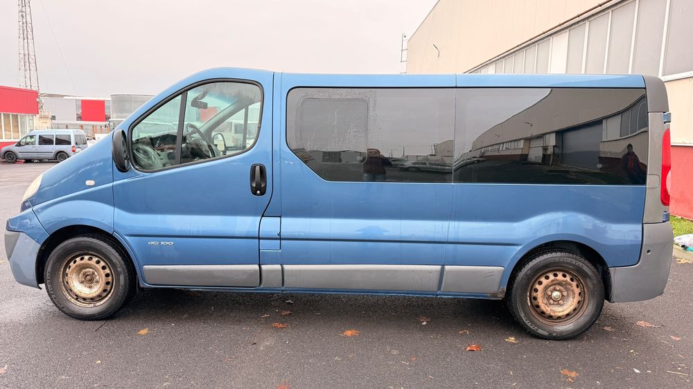 Renault Trafic 8+1 (9 Locuri) - 1.9 dCi 110CP