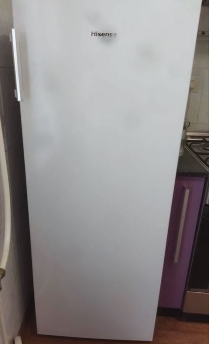 Продам морозильную камеру