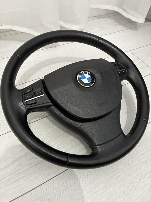 Volan cu airbag LCI BMW F10/F11 original 2014