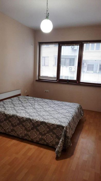 Дава се под наем Двустаен апартамент в Варна, ХЕИ - 60 кв.м за 518.67 € - Снимка #2