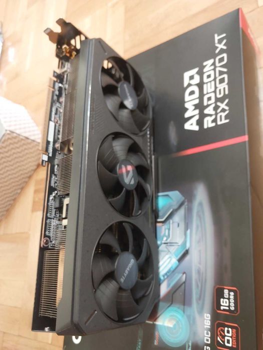 Gigabyte RX 9070 XT 16GB Gaming OC (с гаранция)