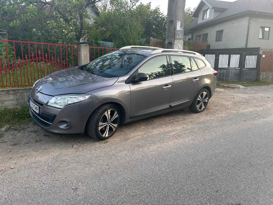 Renault Mégane III Grandtour BOSE 1.5 dCi | 2012