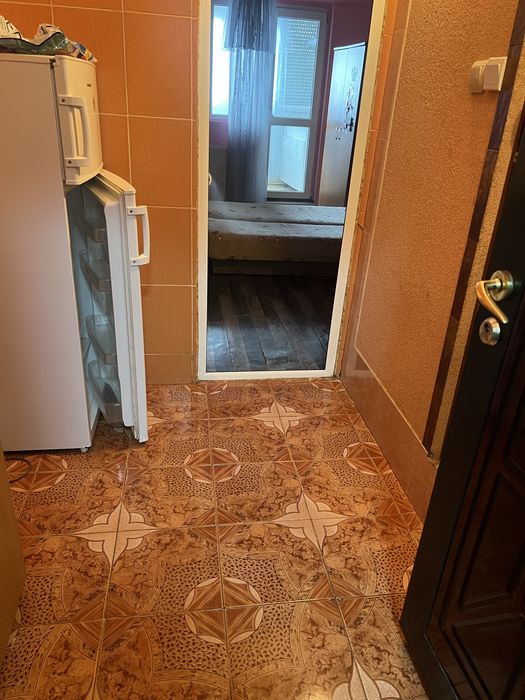 Garsoniera de inchiriat