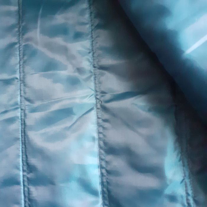 Geaca cu gluga  matlasat