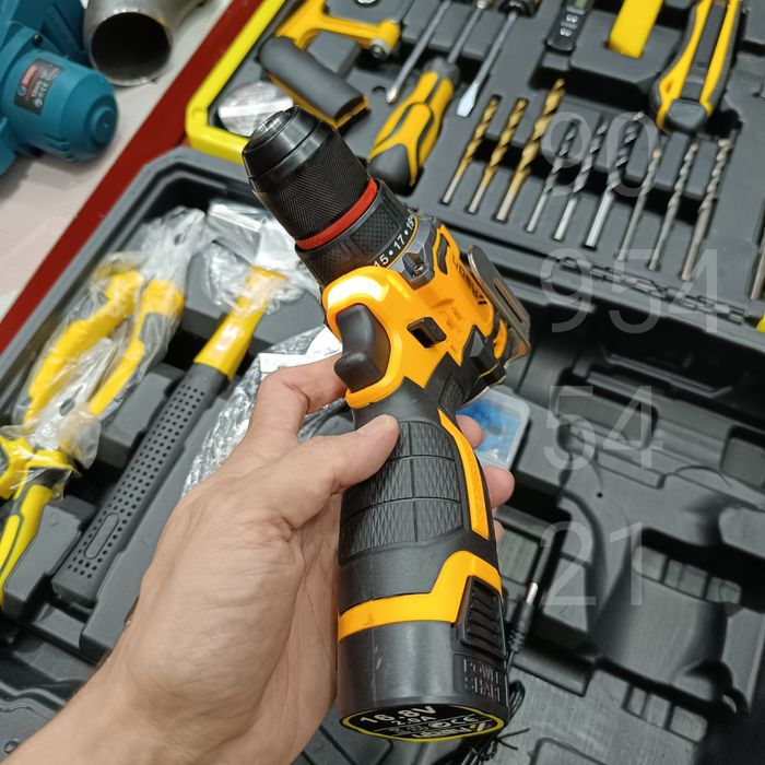 Шуруповерт набор аккумуляторная шуруповёрт