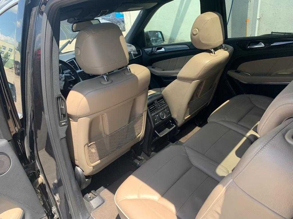 Dezmembrez mercedes GL x166 GL350 D/usa GL w166/Bara spate gl
