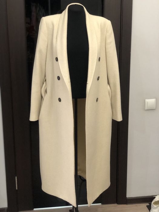 Теплое пальто Mango