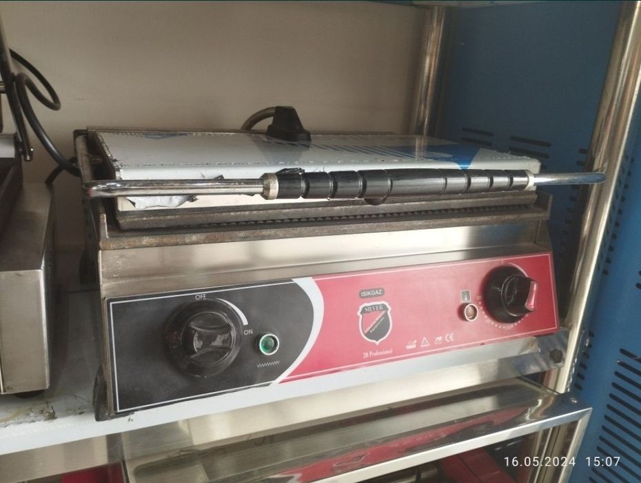 Friturnitsa tostir barcha turidan mavjud fretur nitsa