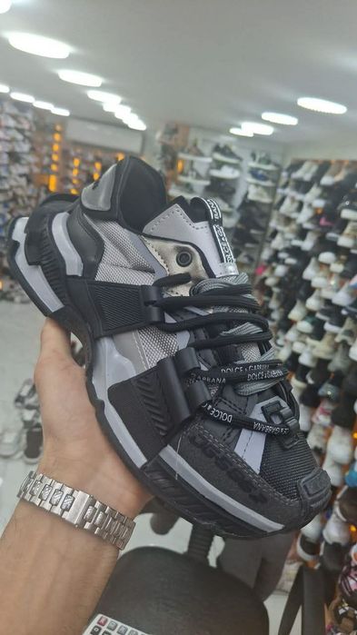 Adidasi dama și barbati