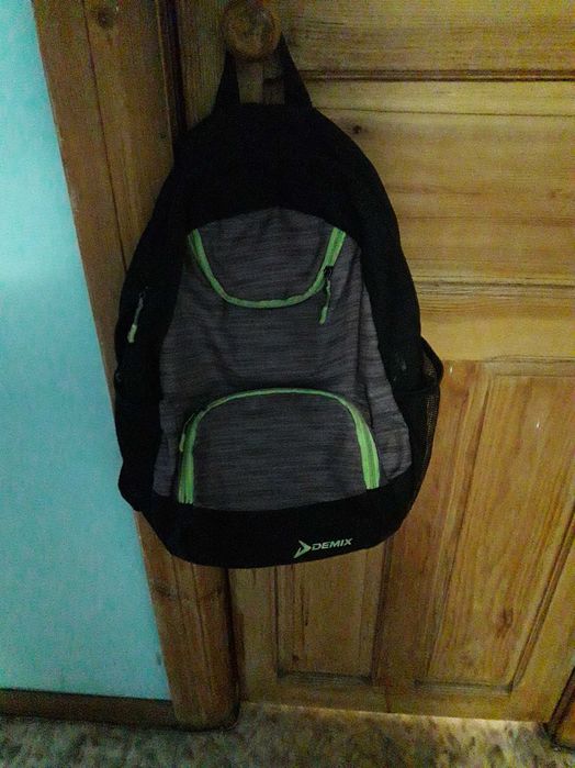 сумки рюкзаки 8 штук