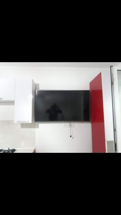 Установка телевизора на стену.