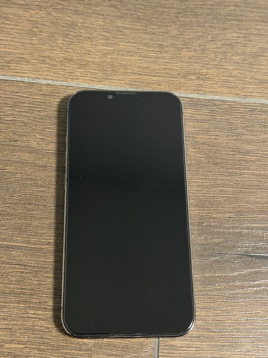 iPhone 13 Pro – stare foarte bună – baterie 76%