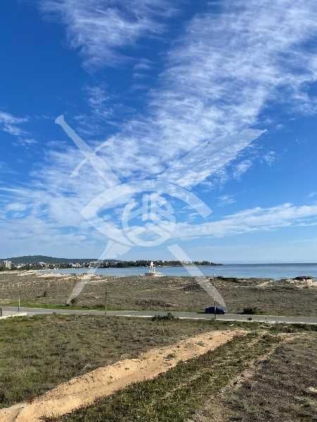 Продава се Двустаен апартамент в Приморско - 58 кв.м за 1403 €/кв.м - Снимка #1