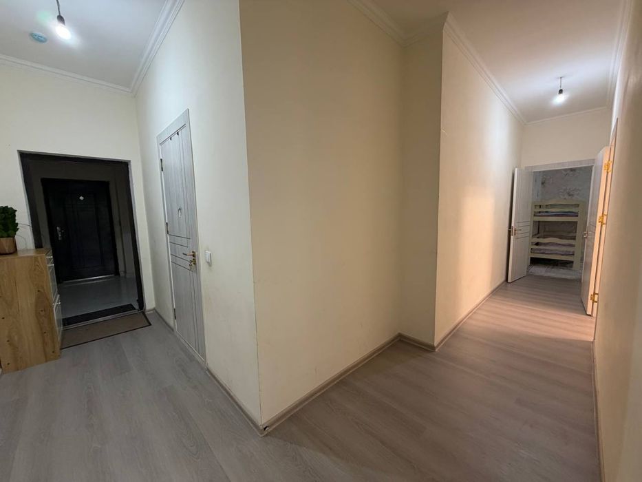 Срочно продаються 2 х комн кварт в Самаркан в массиве Карасув