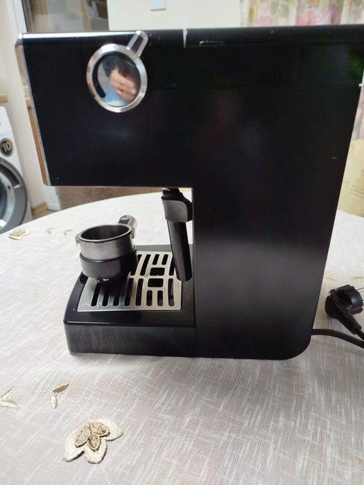 Продавам кафемашина