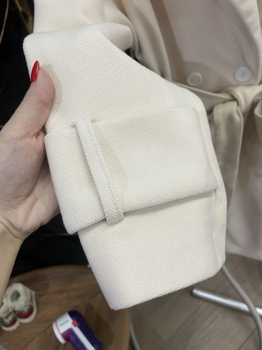 Отдам даром бежевое пальто