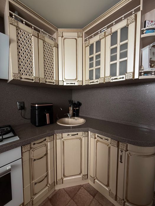 Продам кухонный гарнитур