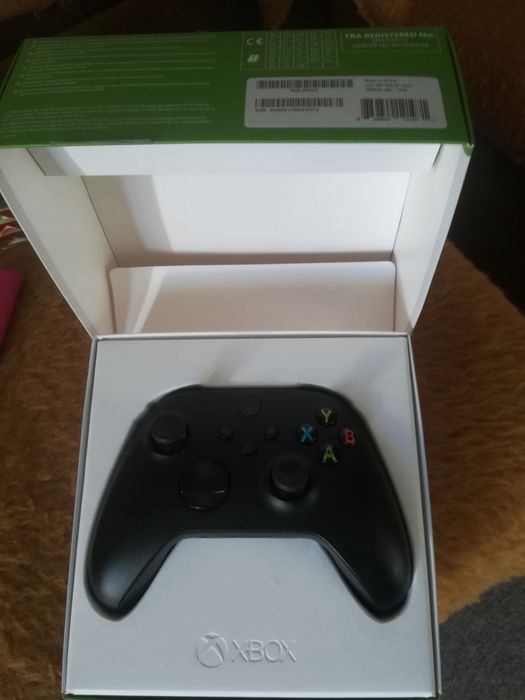Нов Контролер за Xbox Series X/S или Xbox One