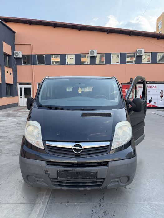 Opel Vivaro 2013 ,2.0 diesel