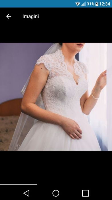 Vand rochie de mireasa