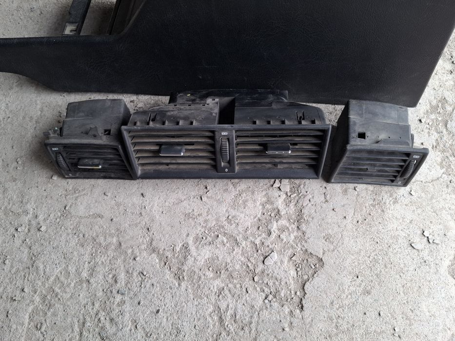 Топлевная рейка мерседес 202