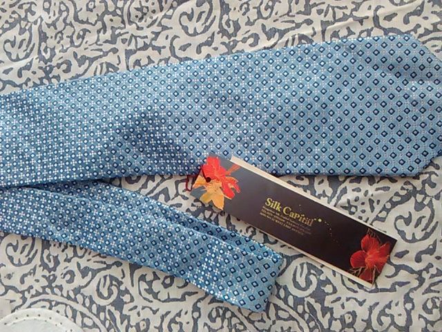 3бр.Нови 100% коприна / Silk/ вратовръзки и папионка