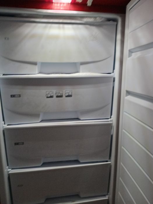 ..Продам моразилник новыи почти