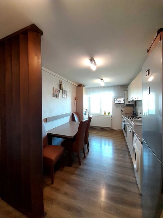 Vând apartament 2 camere.