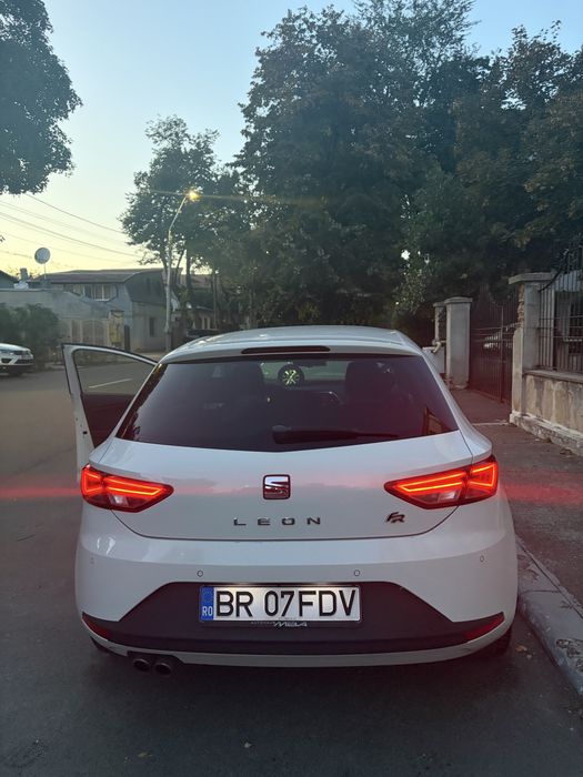 SEAT Leon 2014 — imagine 2
