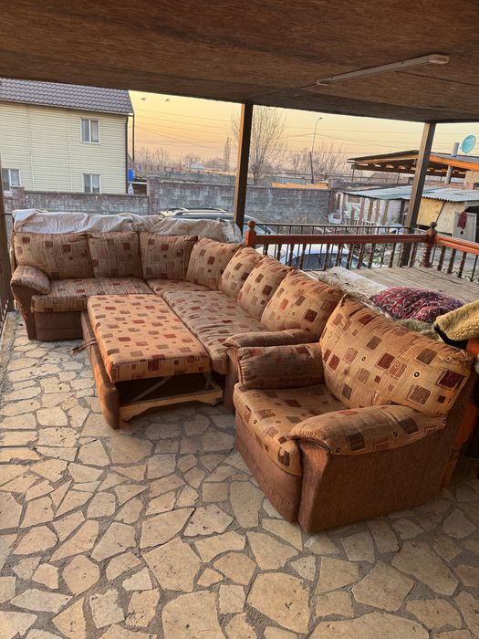 Продаи угловой диван