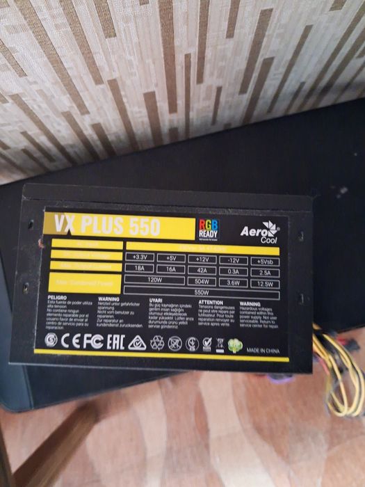 Блок питания AeroCool VX PLUS 550W (550 Вт)