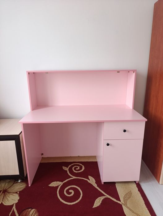 Қыздарға арналған әдемі қызғылт үстел / письменный стол для девочки