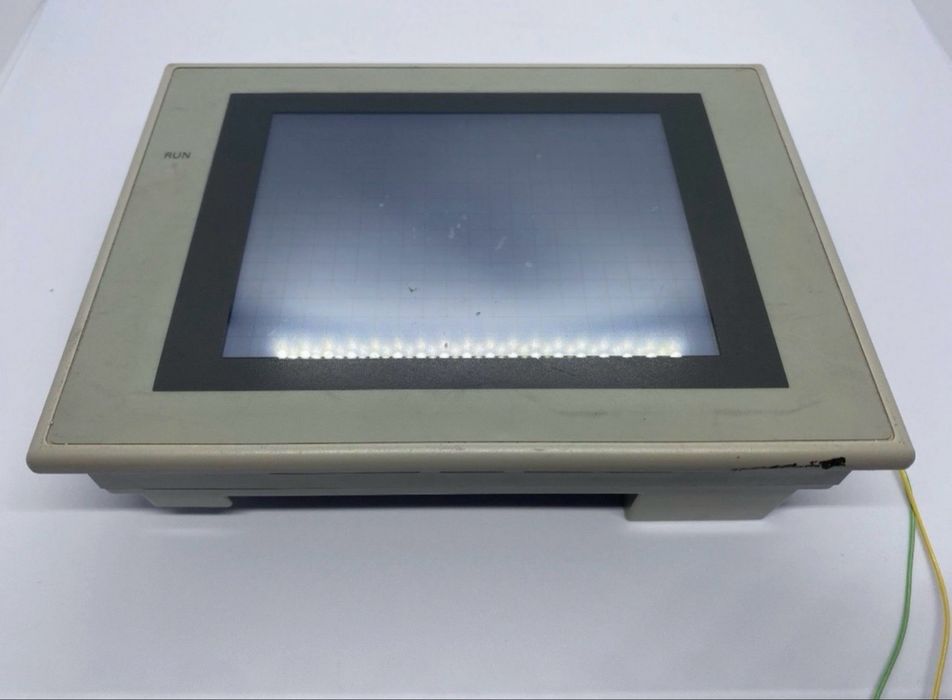 Omron ns5-mq00-v2 HMI