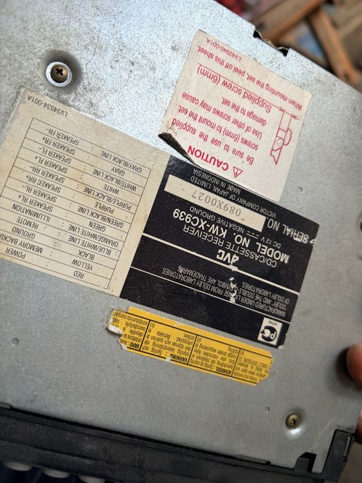 Продается JVC автомагнитолла, в отличном состоянии.