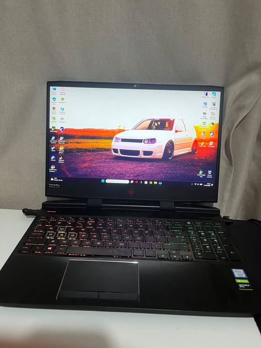vand laptop de gaming
