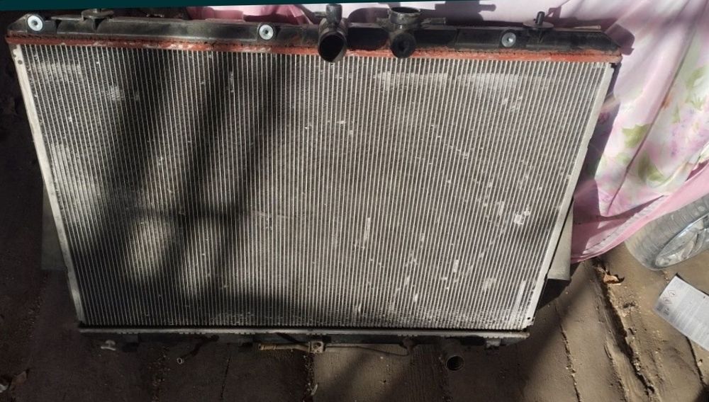 Радиатор оригинал основной