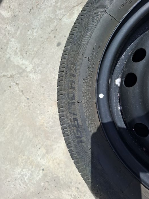 Matiz balon 165/70R13 diskasi bilan. Шины Matiz 165/70 R13 с дисками.