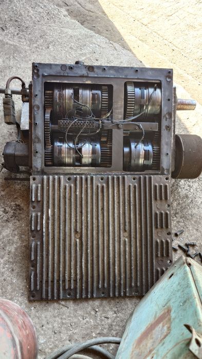 Токарный 16Д20. Коробка скоростей