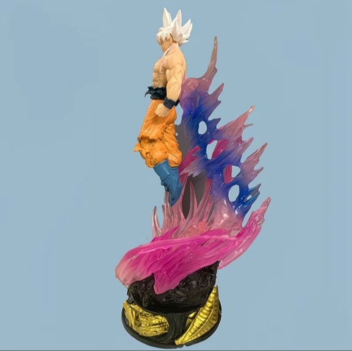 Фигурка Гоку из Dragon ball