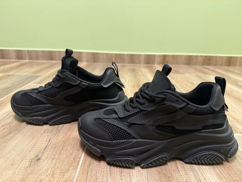 Steve Madden low POSSES