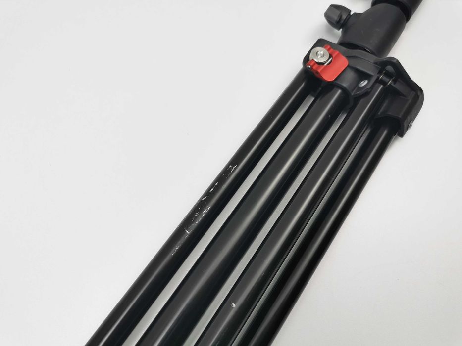 Статив Manfrotto Compact Stand 1052BAC за монтаж на фотографско осветление