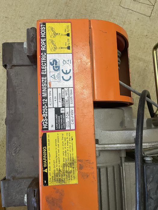 palan electric cu cablu , troliu , model HGS-B250-12    250/500 kg