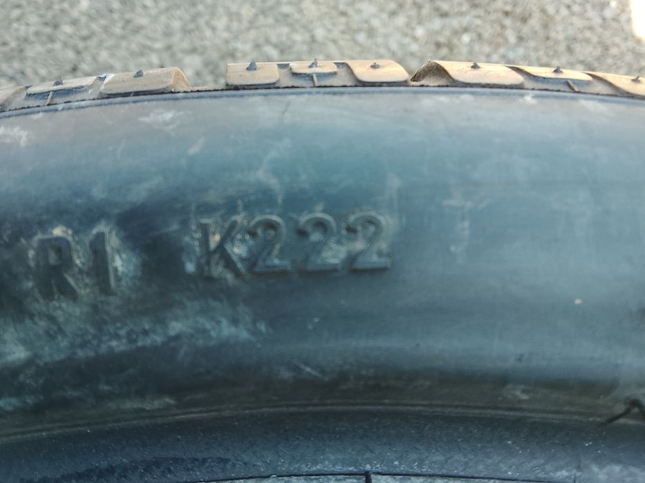 295 30 19 cu 235 35 19. Pirelli.  An 2022 cu 2019.