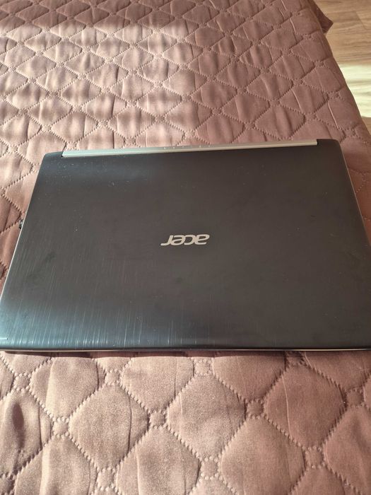 Продавам Acer Aspire 7