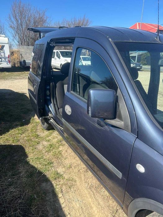 Opel Combo 1.3 CDTI Combi, 5 locuri, factură cu TVA