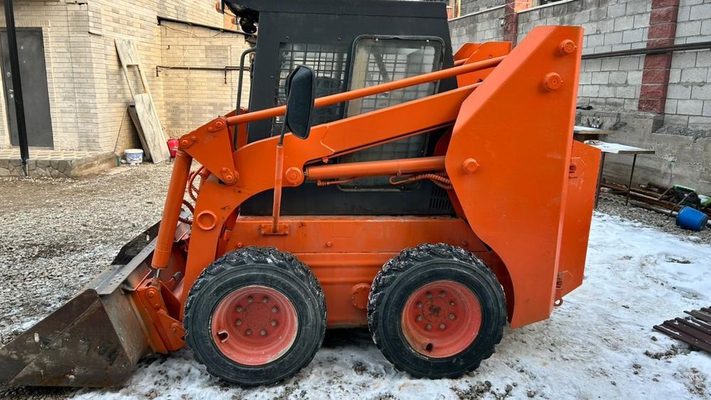 Мини погрузчик Бобкат