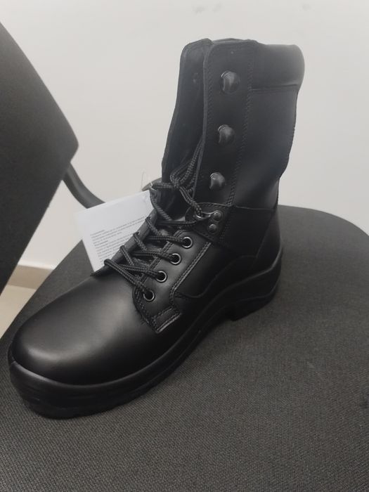 Полицейски  кубинки